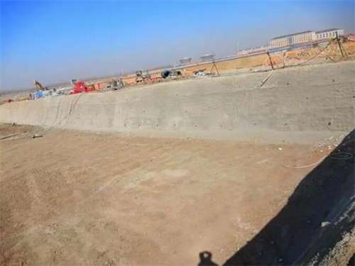 三都高铁桩基础建设